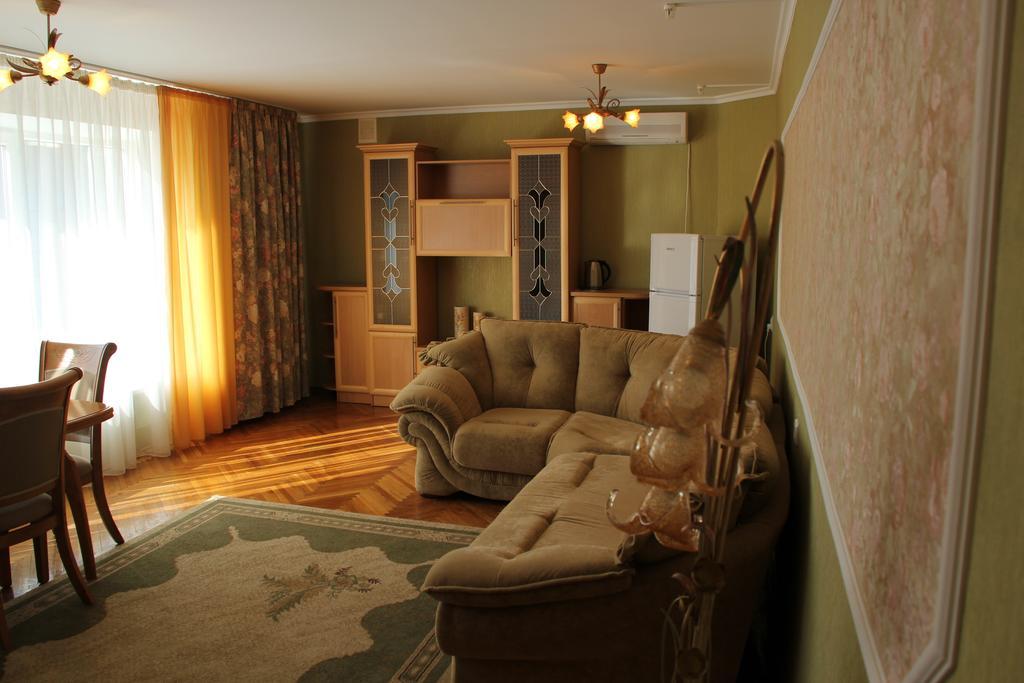 Hotel Ukraine Zhytomyr Exterior photo